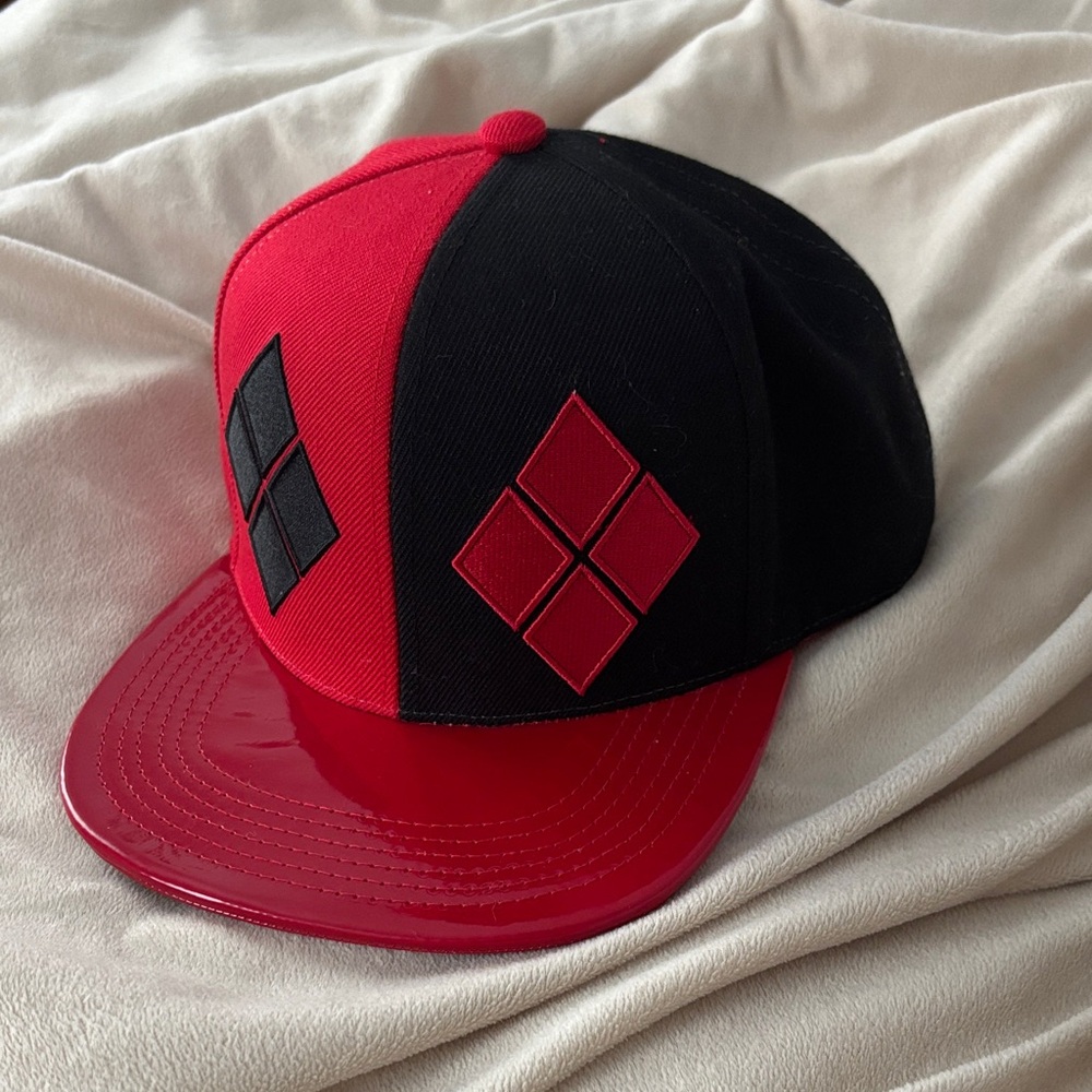 DC Comics Harley Quinn SnapBack